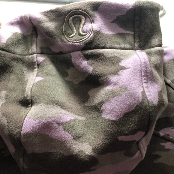 lululemon athletica Lavender and Olive Camo Zip Hoodie - Picture 6 of 8